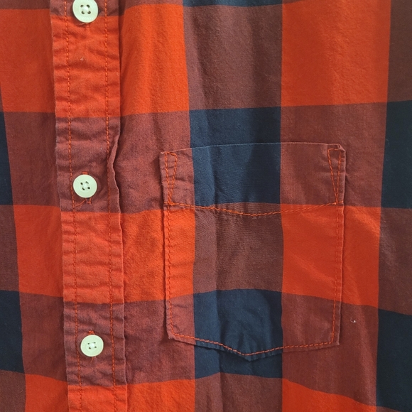 Aeropostale Grunge Button Down Collared Black and Red Gingham shirt S P - Picture 2 of 8